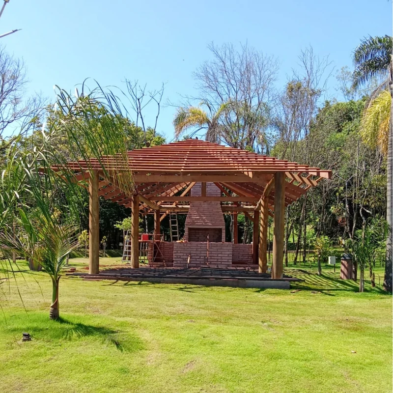 telhado-de-palha-ao-ar-livre